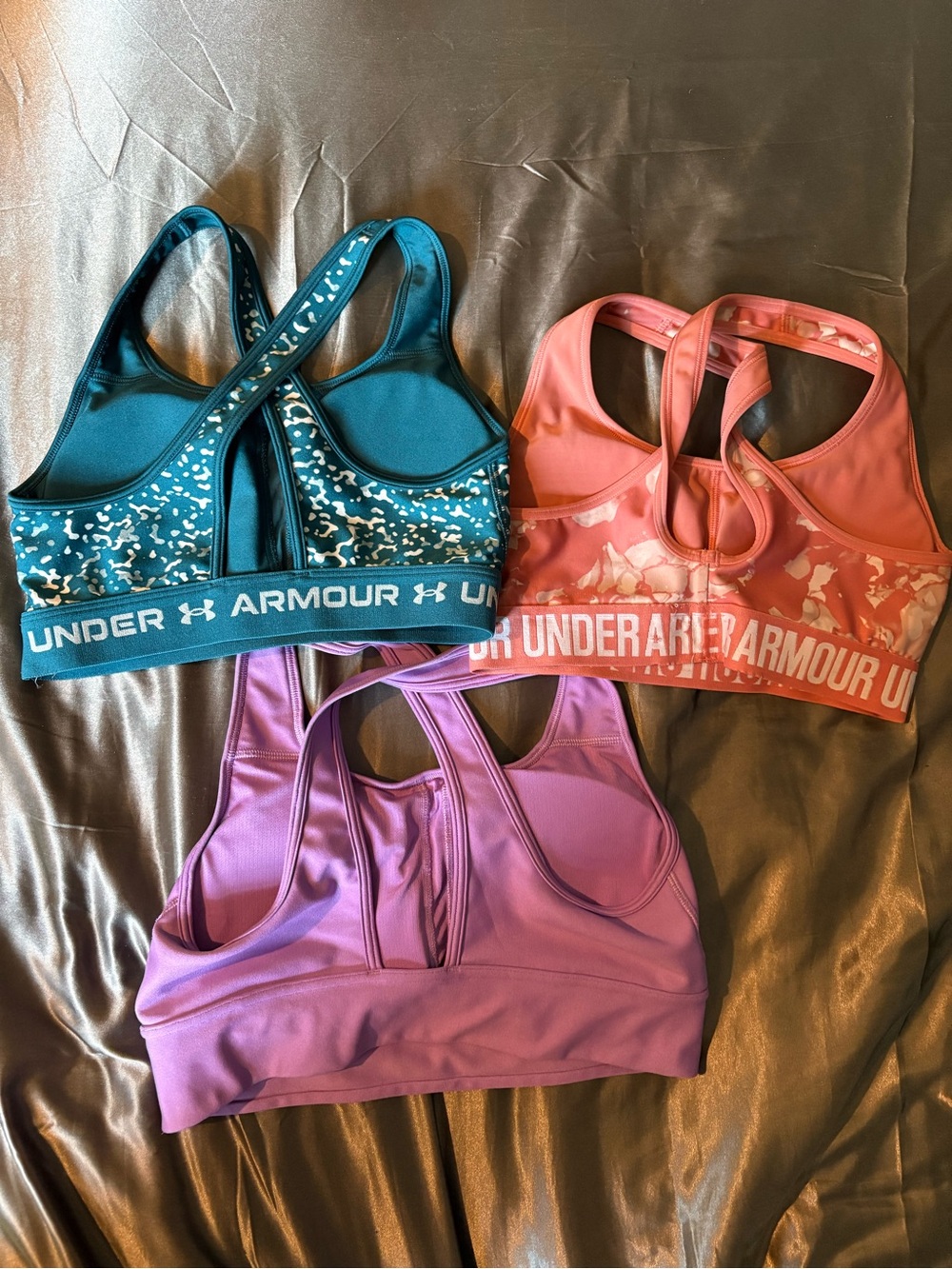 Under armour bras - Picture 3 of 3
